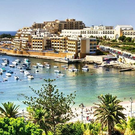 Holiday - Malta Balluta Beach Слима Екстериор снимка